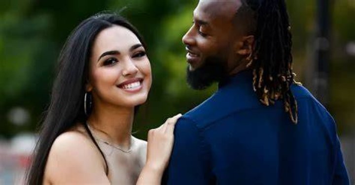 Aaron Jones Wife Who is Aaron Jones Married to?