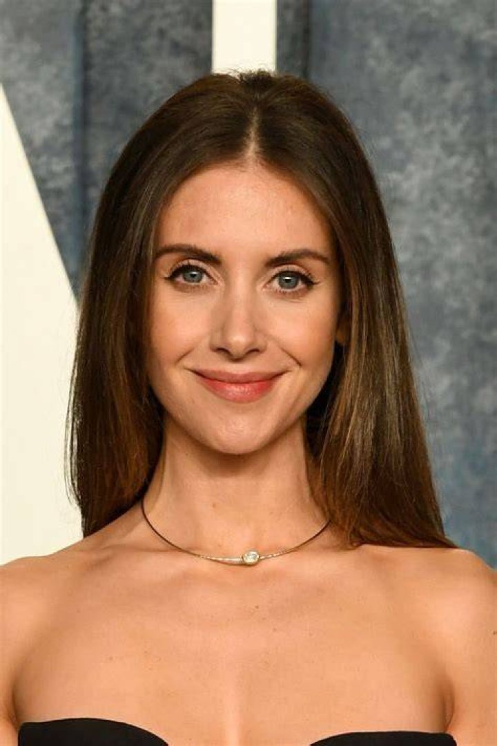 Alison Brie's Breakout Role On 'Mad Men' Looked Like A Bit Part KUOW