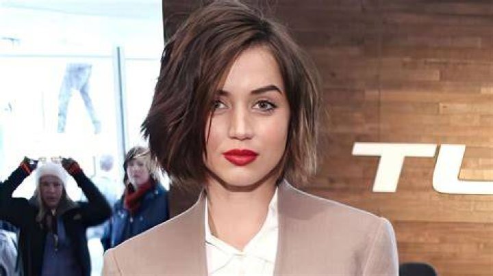 Ana de Armas bio age, height, boyfriend, net worth, movies Legit.ng