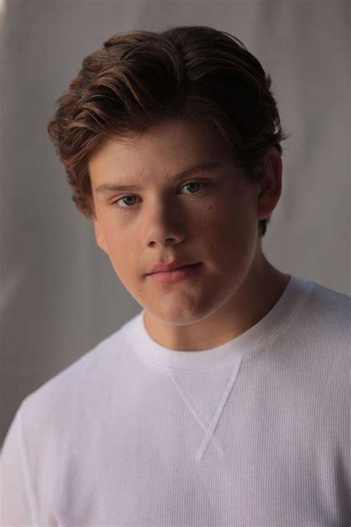 Maxwell Simkins Age, Wiki, Trivia FilmiFeed