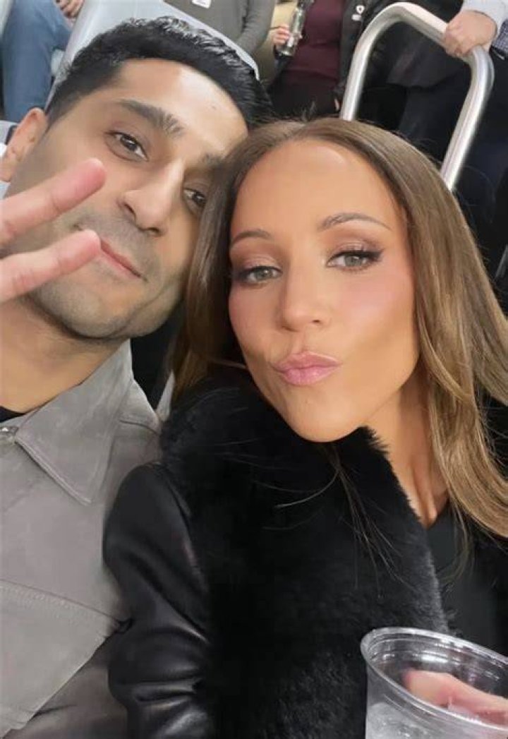 Shams Charania Wife, Married, Family, Ethnicity, Height,, Net Worth.